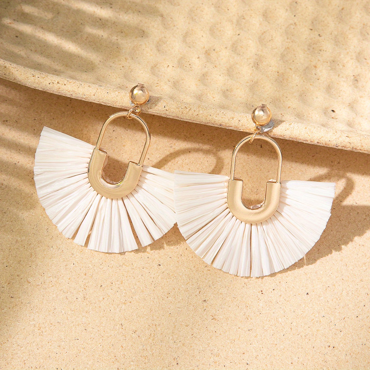 Raffia Grass Tassel Rattan Dangle Earrings Boho Vacation Style